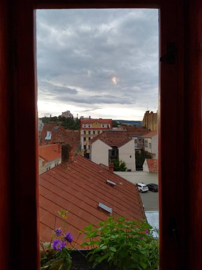 Apartmán Mansarda Kluž Exteriér fotografie